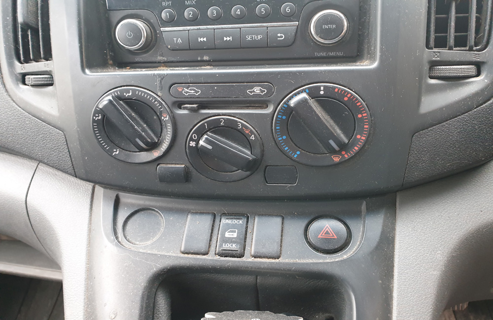 Nissan NV200 Acenta DCI Heater control panel